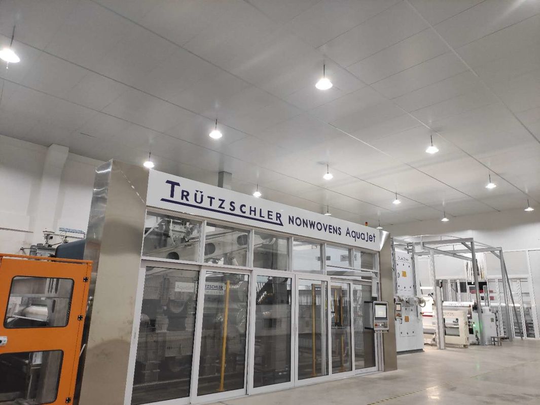 High Quality Standard Spunlace Nonwoven Fabrics TrüTzschler In South China